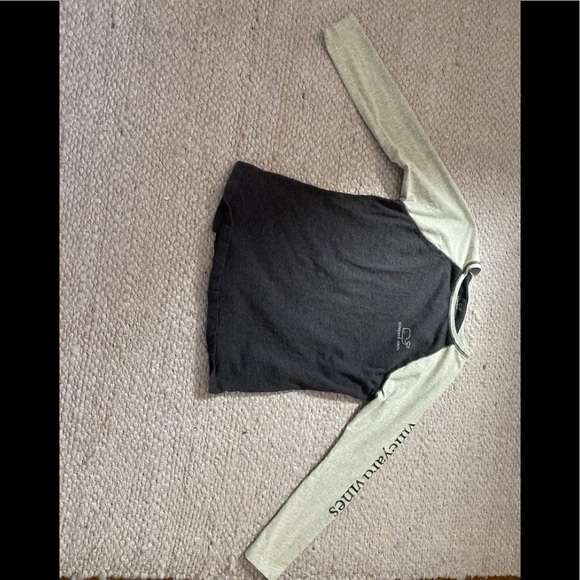 Vineyard vines long sleeve shirt - Picture 1 of 5